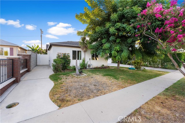 6653 Belmar Avenue, Reseda CA: https://media.crmls.org/medias/e9547965-625a-4bbe-aa65-c3c8a6b336f0.jpg