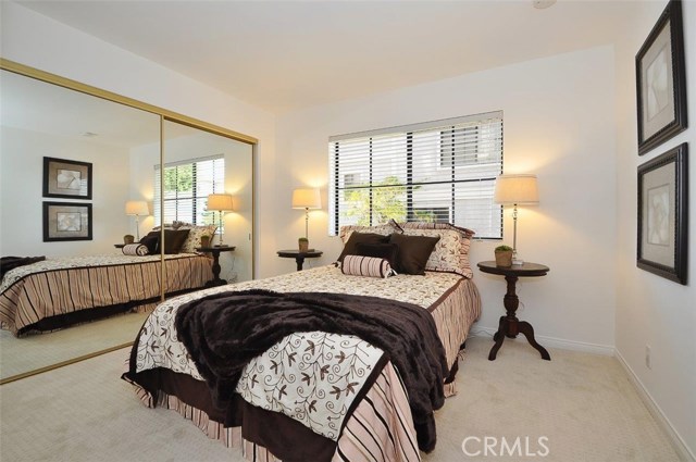 109 Guadalupe Avenue, Redondo Beach, California 90277, 4 Bedrooms Bedrooms, ,2 BathroomsBathrooms,Residential,Sold,Guadalupe,PV17120512