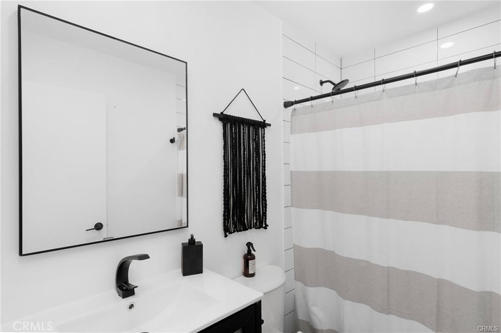 MLS #DW25262725 image #2