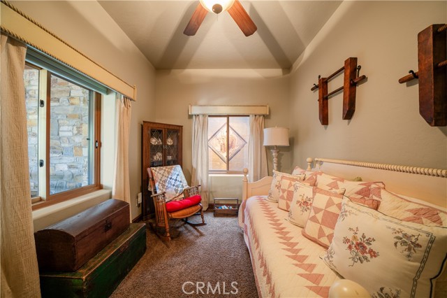 26000 Deertrail Drive, Tehachapi CA: https://media.crmls.org/medias/e955b5fd-c731-4432-ae97-e468d93602f6.jpg