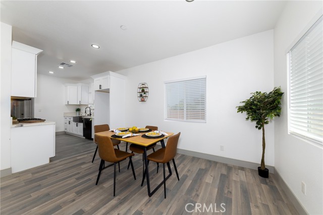 7972 Cortez Street, Highland CA: https://media.crmls.org/medias/e95682e4-a779-47d7-8f23-ba74bc60f62d.jpg