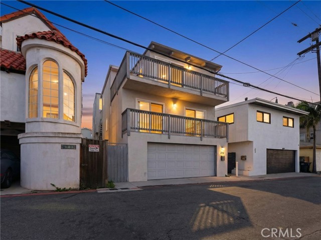 Detail Gallery Image 29 of 31 For 334 Palm Dr, Hermosa Beach,  CA 90254 - 3 Beds | 3 Baths