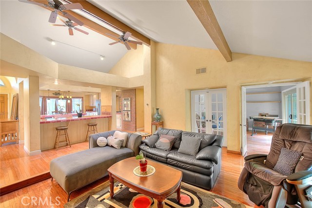 Detail Gallery Image 13 of 70 For 1873 Paseo La Paz, Pomona,  CA 91768 - 3 Beds | 2 Baths