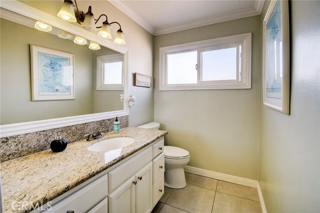 Detail Gallery Image 44 of 50 For 2401 E Avalon, Santa Ana,  CA 92705 - 5 Beds | 3 Baths