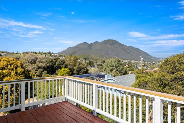 Detail Gallery Image 2 of 43 For 9732 Pinon Way, Kelseyville,  CA 95451 - 3 Beds | 2 Baths