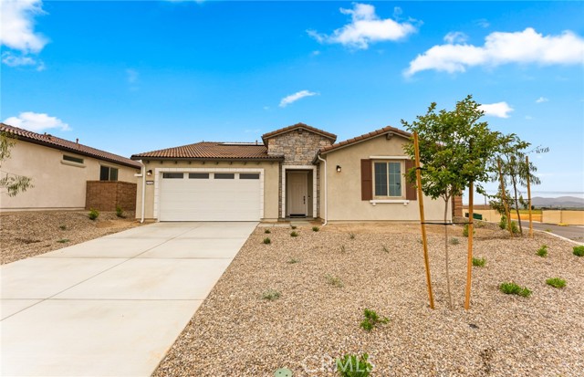 25200 Forest Hills Drive, Menifee CA: https://media.crmls.org/medias/e959d9cb-ea49-4960-abab-cd351fade573.jpg