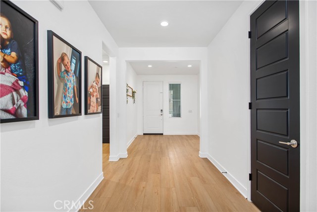 29427 Studio Drive, Menifee CA: https://media.crmls.org/medias/e959e2eb-a7fc-45b6-b3b6-5a9384e31270.jpg