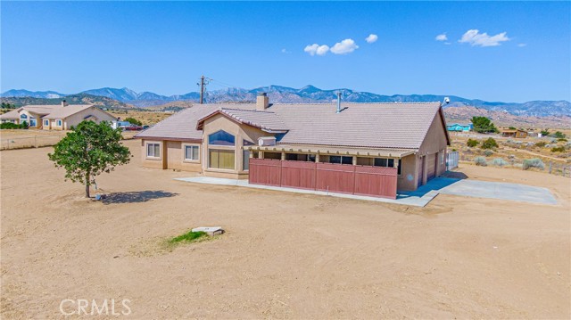 Detail Gallery Image 4 of 56 For 6929 Rattlesnake Rd, Phelan,  CA 92371 - 4 Beds | 2/1 Baths