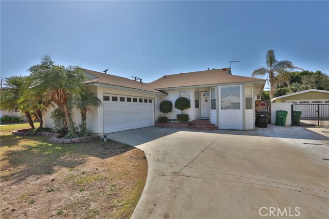 11137 El Arco Dr, Whittier, CA 90604