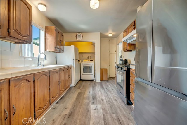 Detail Gallery Image 8 of 18 For 2651 Pirtle St, Los Angeles,  CA 90039 - 3 Beds | 1/1 Baths