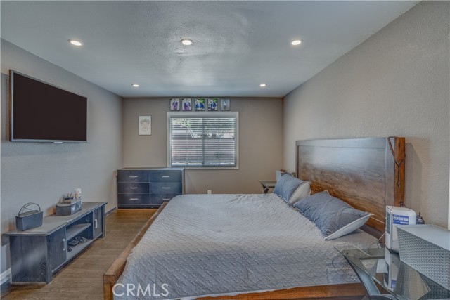 2304 W Flower Avenue, Fullerton CA: https://media.crmls.org/medias/e95d4f8a-06bf-4cf1-8db0-21df4f223fdf.jpg