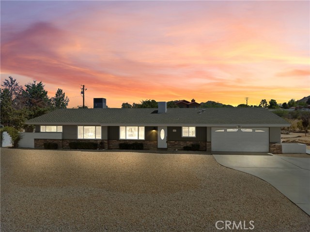 Image 2 for 19472 Chippewa Rd, Apple Valley, CA 92307