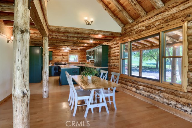 Detail Gallery Image 9 of 70 For 1991 Ca-140, Catheys Valley,  CA 95306 - 3 Beds | 3 Baths