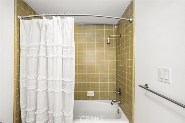 Detail Gallery Image 28 of 51 For 11042 Hunting Horn, North Tustin,  CA 92705 - 5 Beds | 3/1 Baths