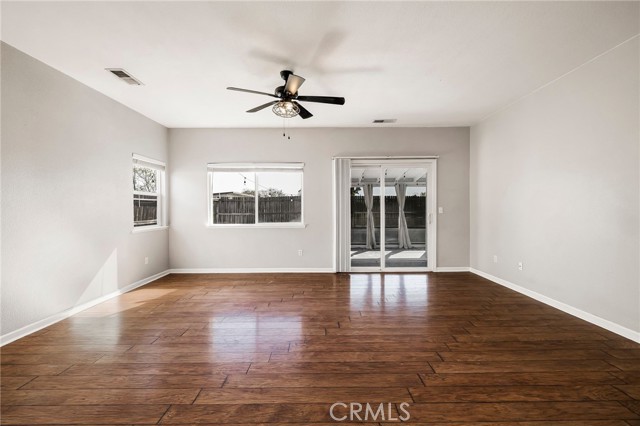 360 El Dorado Avenue, Willows CA: https://media.crmls.org/medias/e96029ea-fc07-4703-b196-93dca04e0bba.jpg