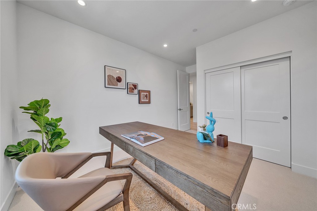 E9606594 7856 4b08 A945 13848495a954