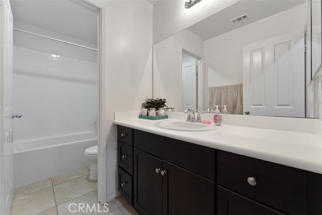 26833 Calico Court, Winchester CA: https://media.crmls.org/medias/e960ce59-2664-411e-a578-b1cf06359094.jpg