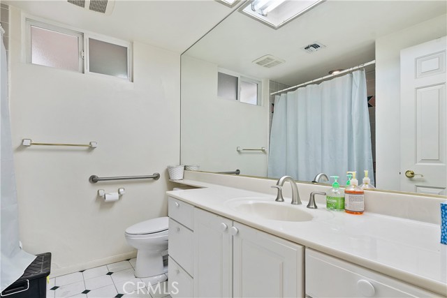 Detail Gallery Image 22 of 45 For 1323 Branta Dr, Glendale,  CA 91208 - 3 Beds | 3/1 Baths