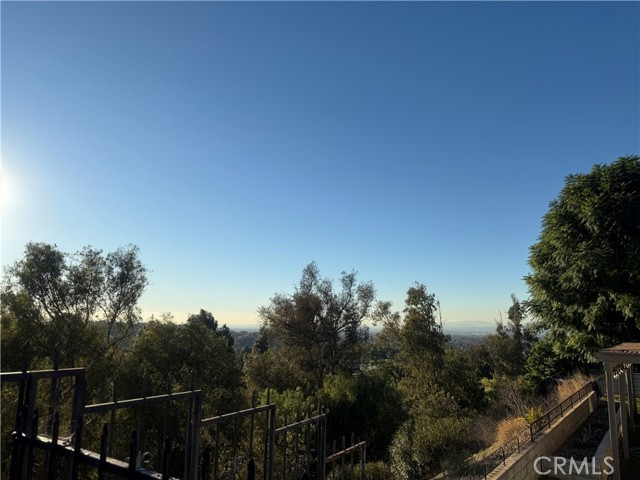 Detail Gallery Image 4 of 11 For 1633 Calle De Armonia, San Dimas,  CA 91773 - 3 Beds | 2 Baths