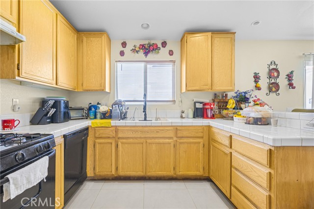 Detail Gallery Image 7 of 32 For 10348 Mendicino Rd, Adelanto,  CA 92301 - 3 Beds | 2 Baths
