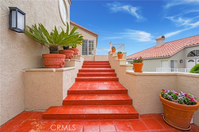46 Saint Tropez, Laguna Niguel CA: https://media.crmls.org/medias/e9639114-d12c-4a73-b30f-a8b07a6750d5.jpg