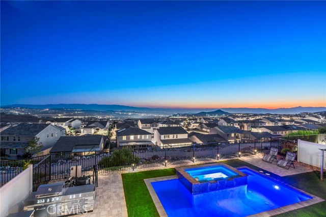 Detail Gallery Image 2 of 46 For 28511 Sparrow Way, Saugus,  CA 91350 - 5 Beds | 5 Baths