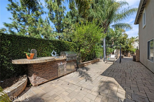 Detail Gallery Image 34 of 37 For 74 Linhaven, Irvine,  CA 92602 - 5 Beds | 3/1 Baths