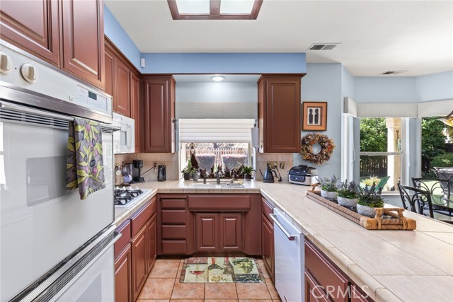 Detail Gallery Image 16 of 49 For 297 Saint Augustine Dr, Chico,  CA 95928 - 3 Beds | 3 Baths