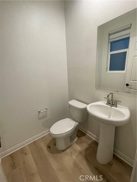 Detail Gallery Image 13 of 34 For 200 N Standard, Santa Ana,  CA 92701 - 4 Beds | 3/1 Baths