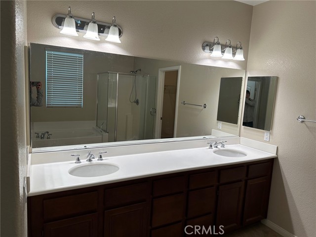 Detail Gallery Image 11 of 13 For 11743 Randolph Ct, Loma Linda,  CA 92354 - 4 Beds | 3 Baths