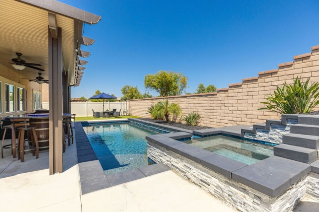 24802 Sandy Trail Place, Menifee CA: https://media.crmls.org/medias/e96494ed-2df9-4cc5-a418-60dcdfbe0061.jpg