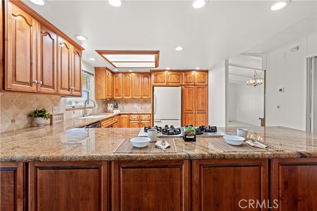 Detail Gallery Image 7 of 50 For 5200 Irvine Blvd. Spc 194, Irvine,  CA 92620 - 2 Beds | 2 Baths