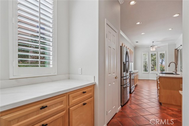 9302 Reserve Drive, Corona CA: https://media.crmls.org/medias/e965200d-af99-417f-9463-977429dd72ff.jpg