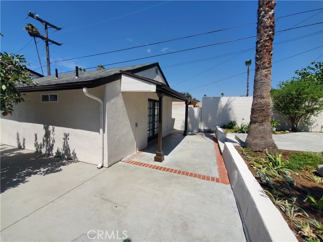Detail Gallery Image 17 of 25 For 1741 Glenwood Rd, Glendale,  CA 91201 - 3 Beds | 2 Baths