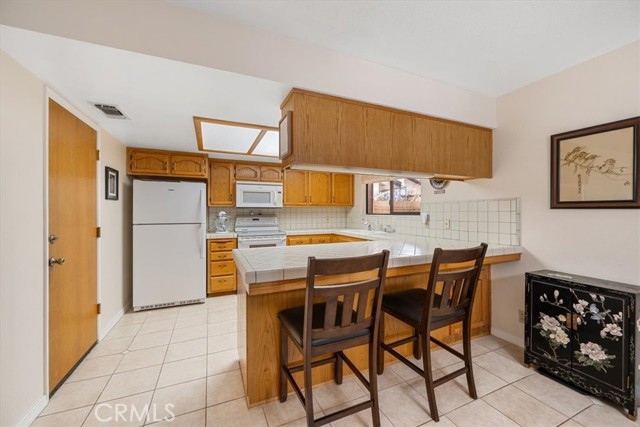 Detail Gallery Image 9 of 37 For 834 Nicklaus, Paso Robles,  CA 93446 - 3 Beds | 2 Baths