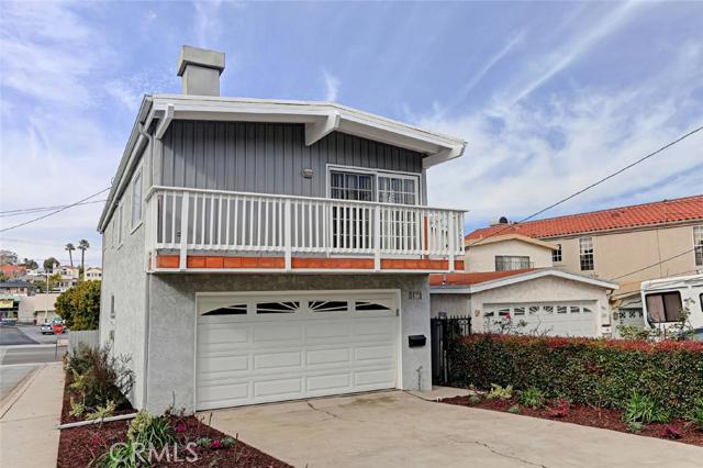 1301 Clark Lane, Redondo Beach, California 90278, 3 Bedrooms Bedrooms, ,2 BathroomsBathrooms,Residential,Sold,Clark,SB16011341