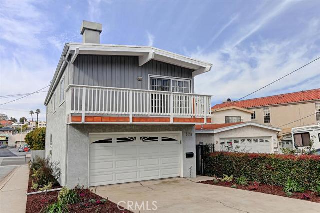 1301 Clark Lane, Redondo Beach, California 90278, 3 Bedrooms Bedrooms, ,2 BathroomsBathrooms,Residential,Sold,Clark,SB16011341