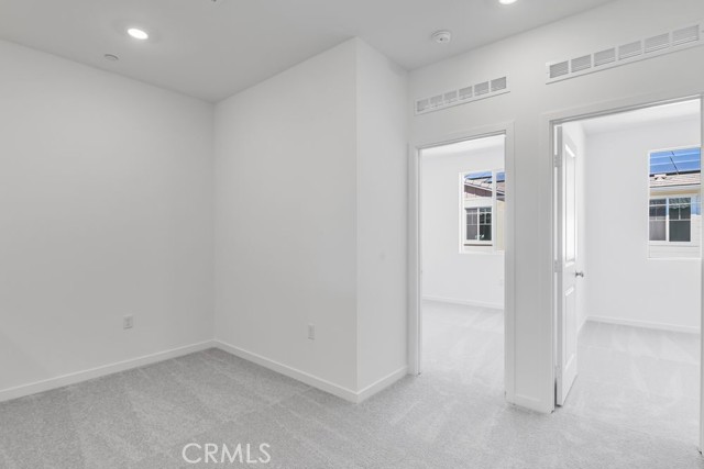 Detail Gallery Image 13 of 21 For 34581 Ciruela Ave, French Valley,  CA 92596 - 3 Beds | 2/1 Baths