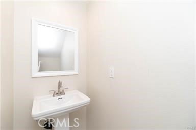 Detail Gallery Image 9 of 20 For 225 N. San Antonio Ave, Upland,  CA 91786 - 3 Beds | 2/1 Baths