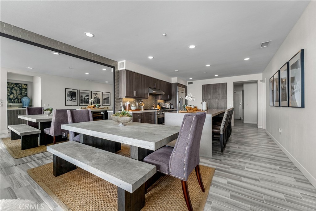 700 The Strand - photo 17