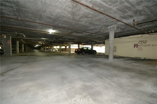 2555 Plaza Del Amo, Torrance CA: https://media.crmls.org/medias/e9671ca7-b125-450a-9595-7a61800b9133.jpg