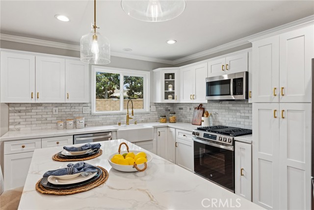 411 Holgate Street, La Habra CA: https://media.crmls.org/medias/e967218c-bd48-4a8f-bd24-30316a94df08.jpg