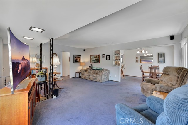 3850 Senasac Avenue, Long Beach CA: https://media.crmls.org/medias/e9679580-ae0c-4e75-a1c5-f02016617bb9.jpg