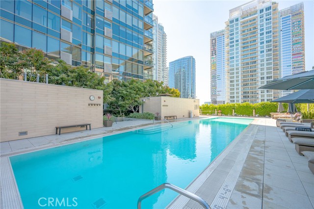 1155 South Grand Avenue, Los Angeles CA: https://media.crmls.org/medias/e967bc8f-78b6-411c-8950-daf6558355be.jpg
