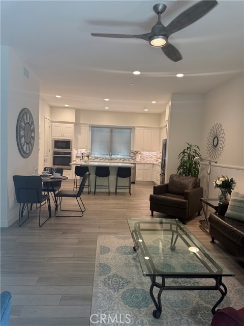 985 Doheny Way, Dana Point CA: https://media.crmls.org/medias/e967d0bc-fd9c-45ef-b4da-4de547f5369e.jpg