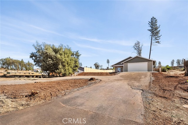 6078 Maxwell, Paradise CA: https://media.crmls.org/medias/e9683f80-e5c3-4e16-a9e9-a4adbf1d4788.jpg