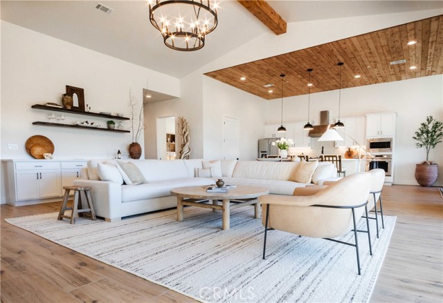 Detail Gallery Image 1 of 10 For 5773 Morning Glory Dr, Santa Maria,  CA 93455 - 4 Beds | 4 Baths