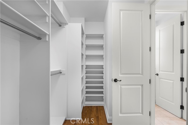 807 Crest Drive, Manhattan Beach CA: https://media.crmls.org/medias/e9698aa8-4432-41a9-98c1-227f7113ede6.jpg