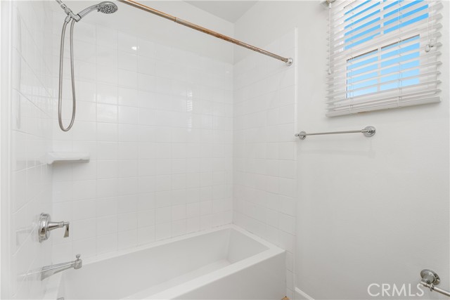 Detail Gallery Image 30 of 30 For 124 Hargrove, Irvine,  CA 92620 - 3 Beds | 2/1 Baths