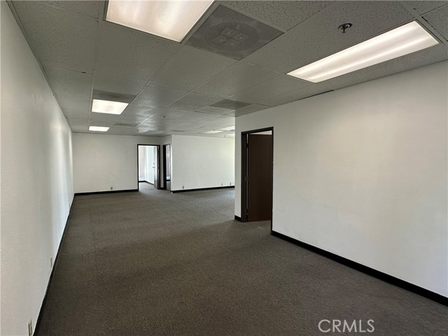 1074 Park View Drive, Covina CA: https://media.crmls.org/medias/e96a386b-0679-4b1a-a4ee-1cb924f2ad4b.jpg